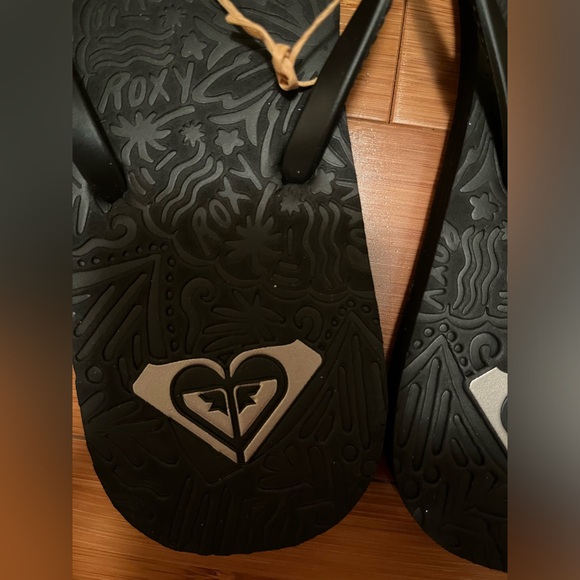 Antilles II sandals. New with tags. - Picture 8 of 8